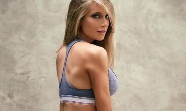 Fitness Model : Amanda Lee